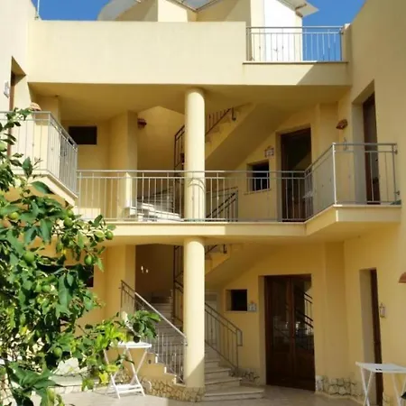Casa Paradise Piano Terra Holiday home
