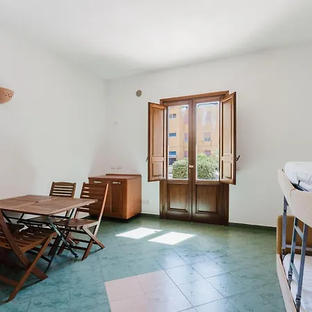 Casa Paradise Piano Terra Feriehus